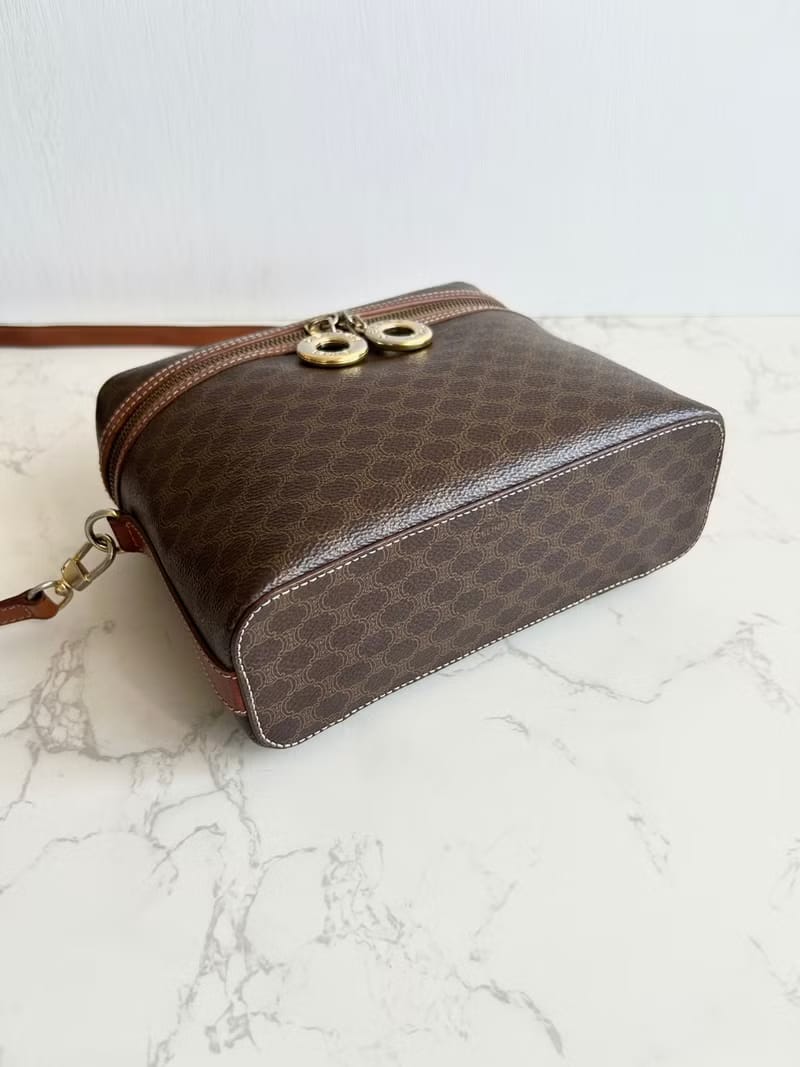 Celine咖啡色老花甜甜圈盒子包/斜背包/側背包/單肩包