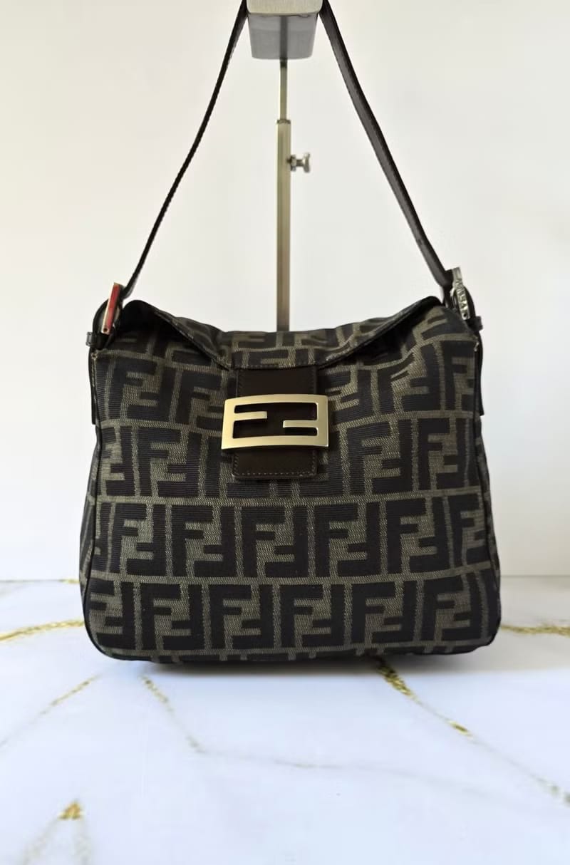 Fendi Zucca咖啡色老花Mama Baguette腋下包/側背包