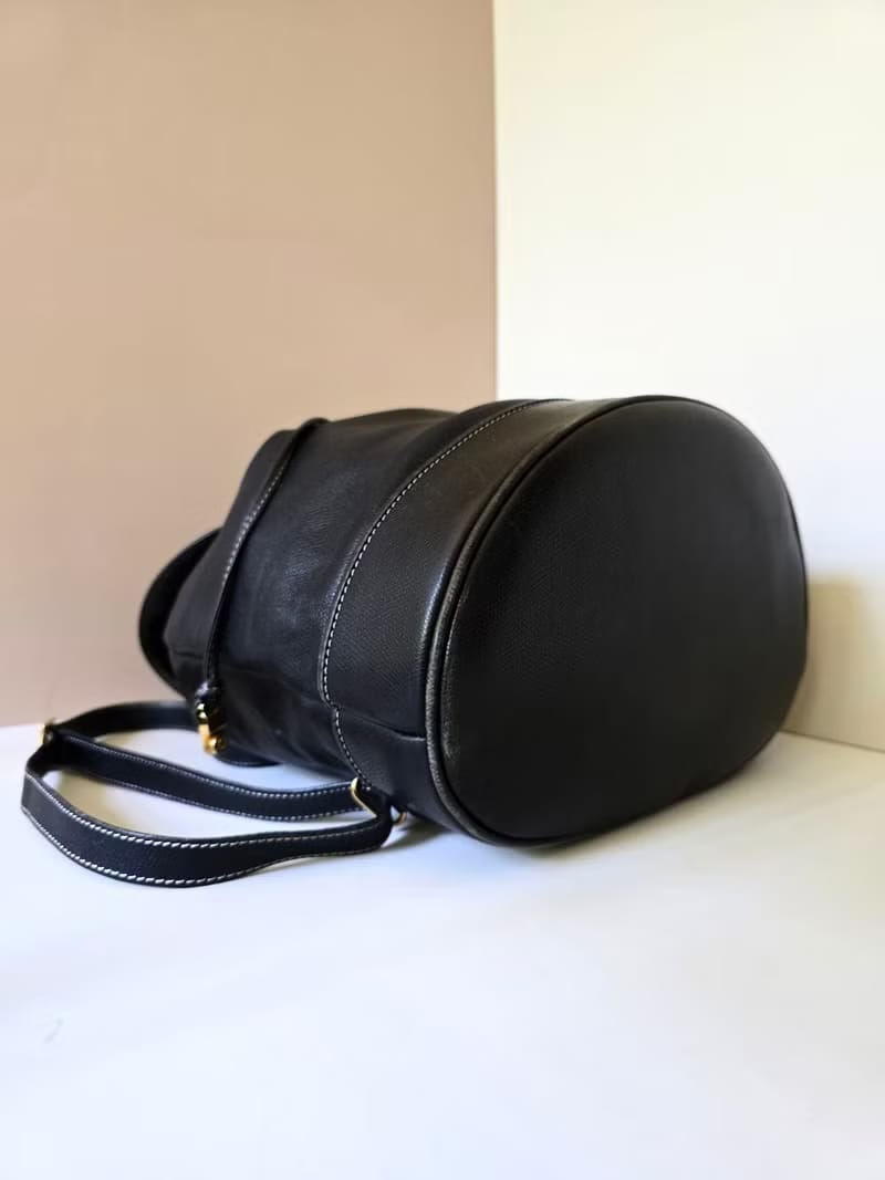 Loewe 黑色白線後背包 雙肩包