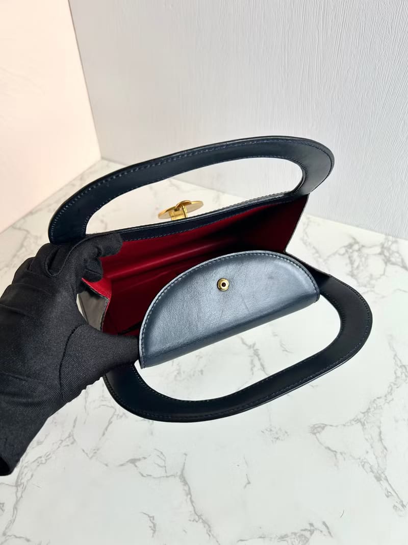 稀有品 Celine星球金幣黑白色凱莉包/手提包
