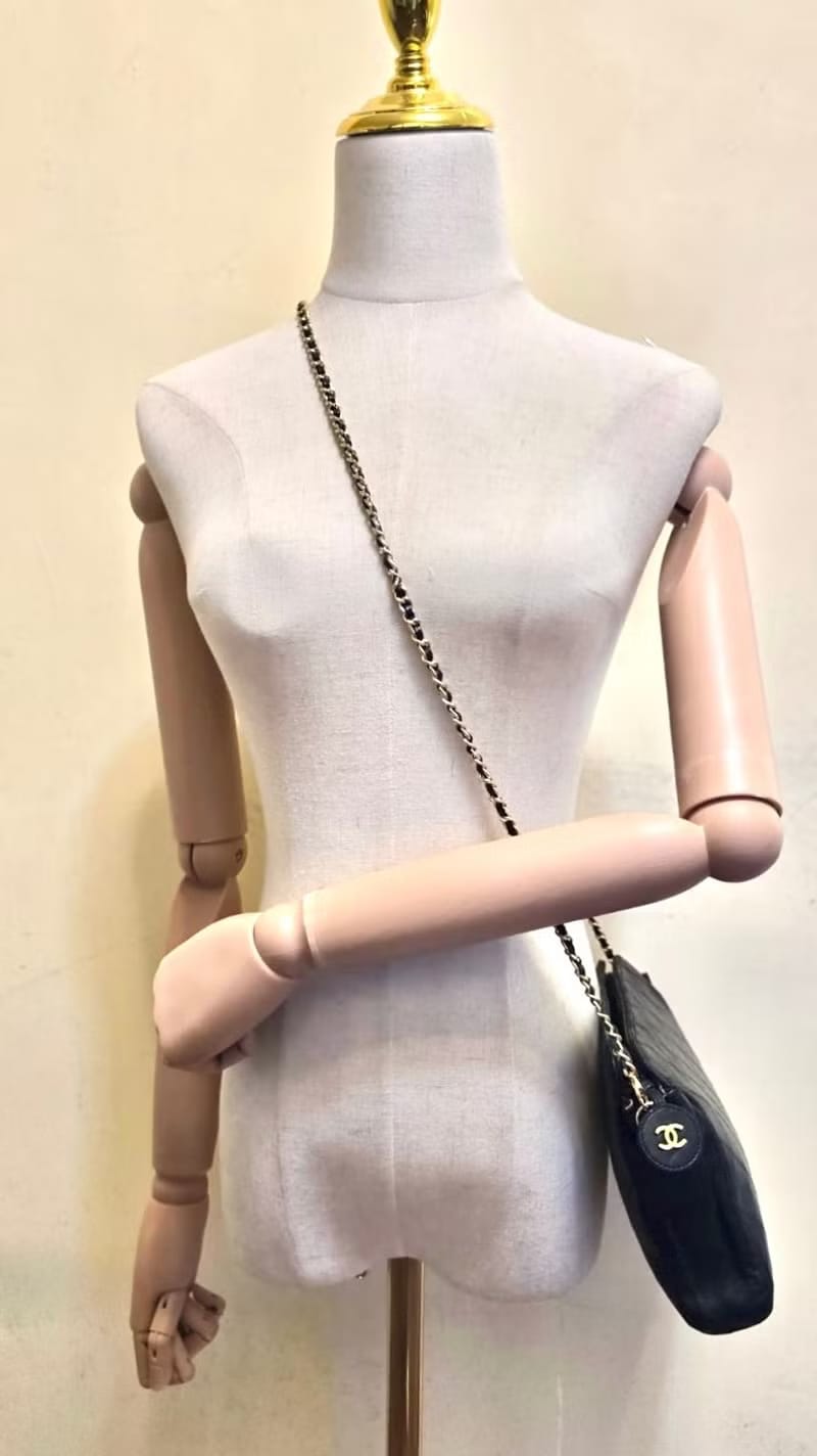 Chanel Black Lambskin Matelassé Crossbody Bag/Shoulder Bag