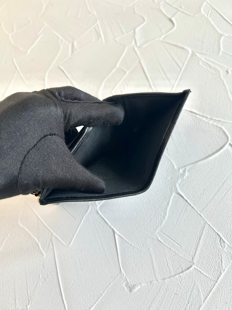 中古二手Chanel黑色小羊皮金扣皮革中短夾銀包