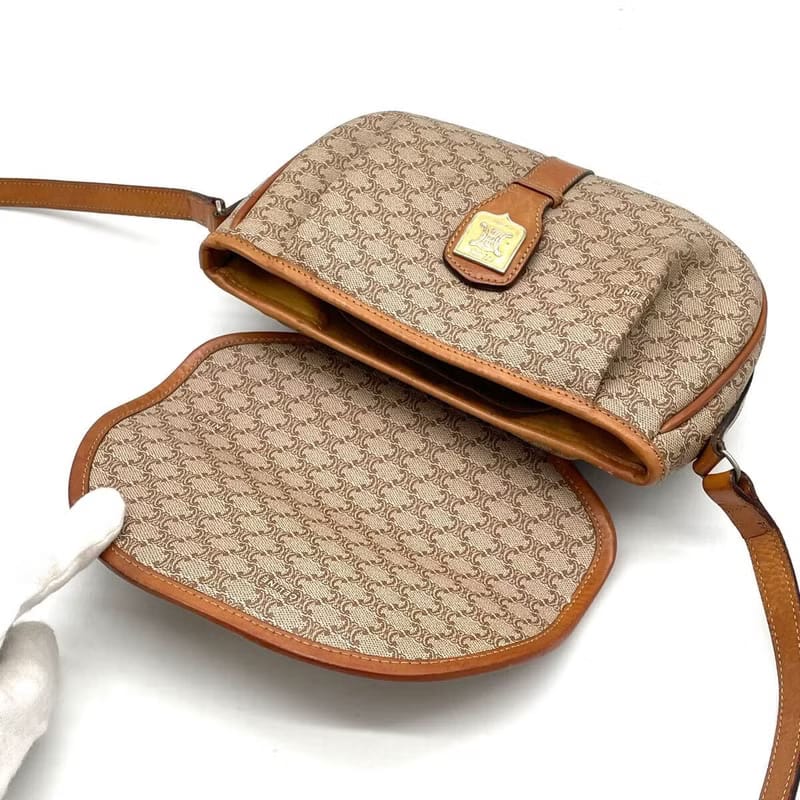 稀有中古二手Celine米啡色老花馬鞍側背包/斜背包