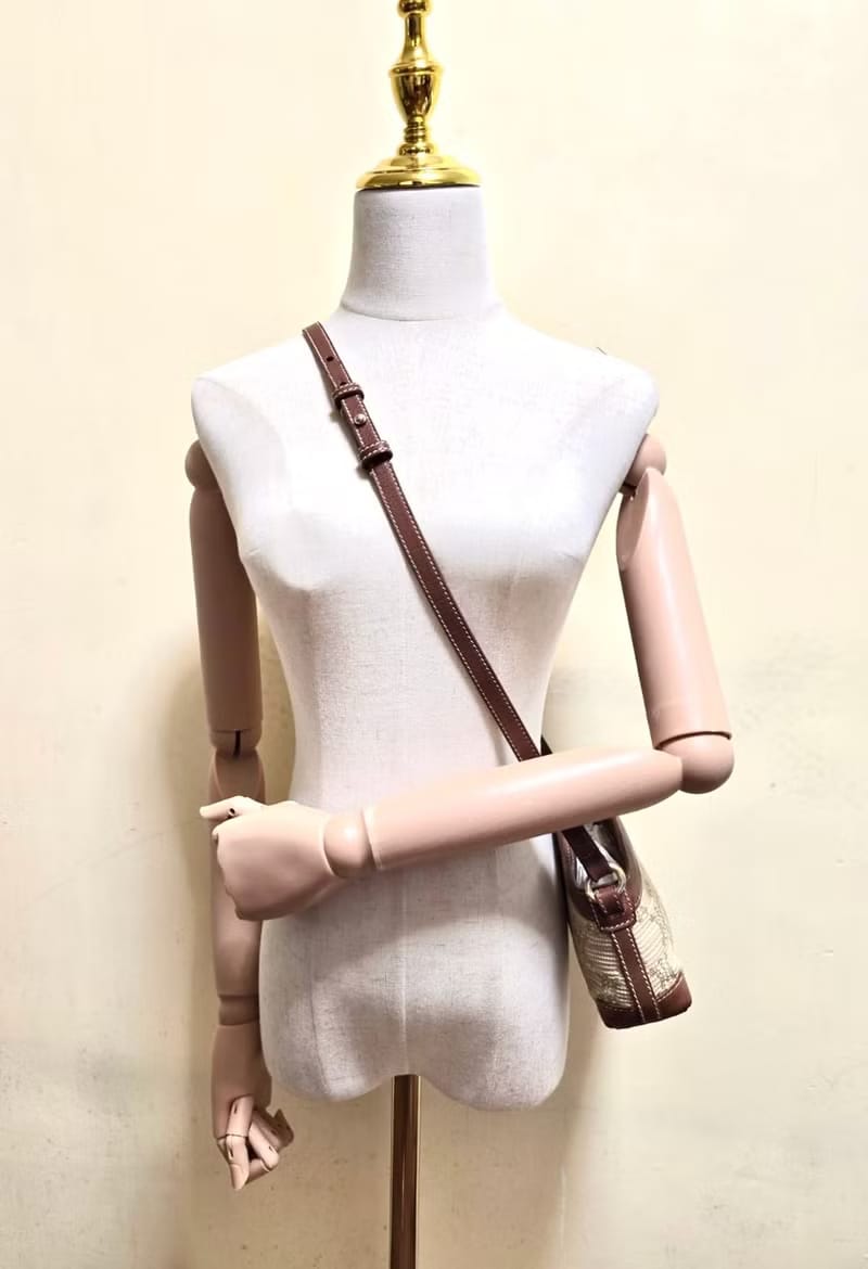 Celine raffia and leather saddle bag/side bag/crossbody bag