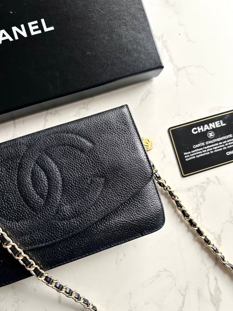 全套配件✨稀有Chanel黑色金扣魚子醬皮革WOC/側背包/斜背包/錢包