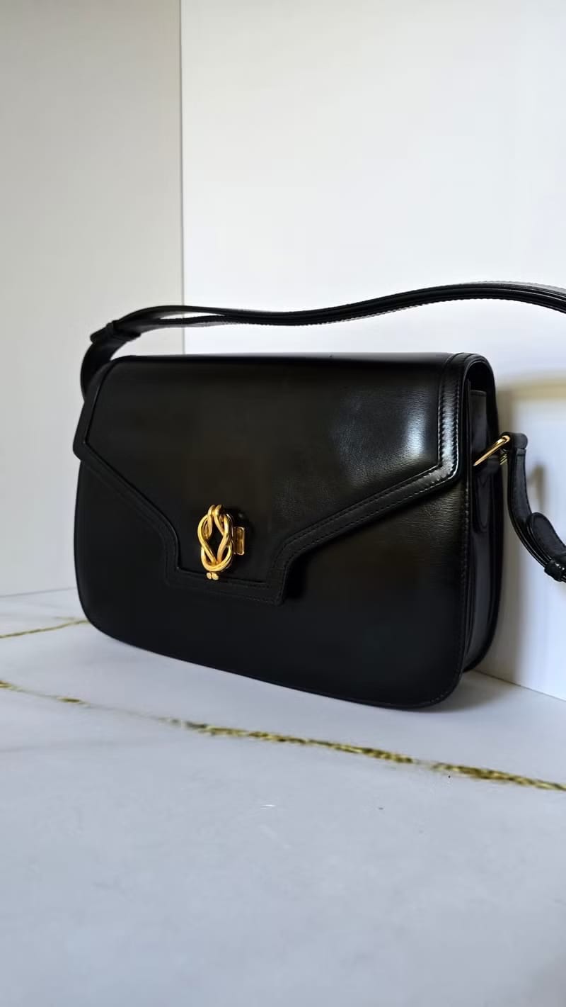 Gucci 雙麻花旋轉扣黑金翻蓋包/斜背包/側背包/單肩包