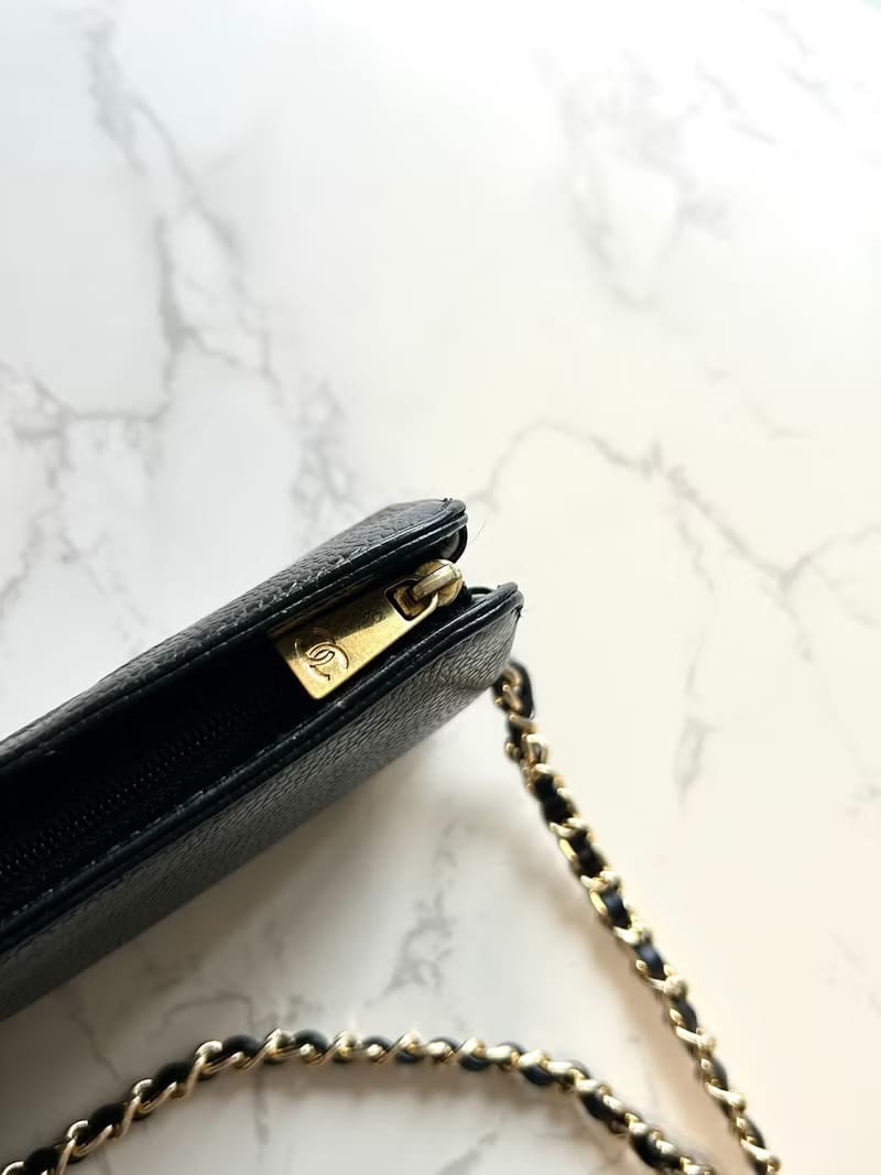 Chanel Black Caviar Leather Crossbody/Shoulder Bag
