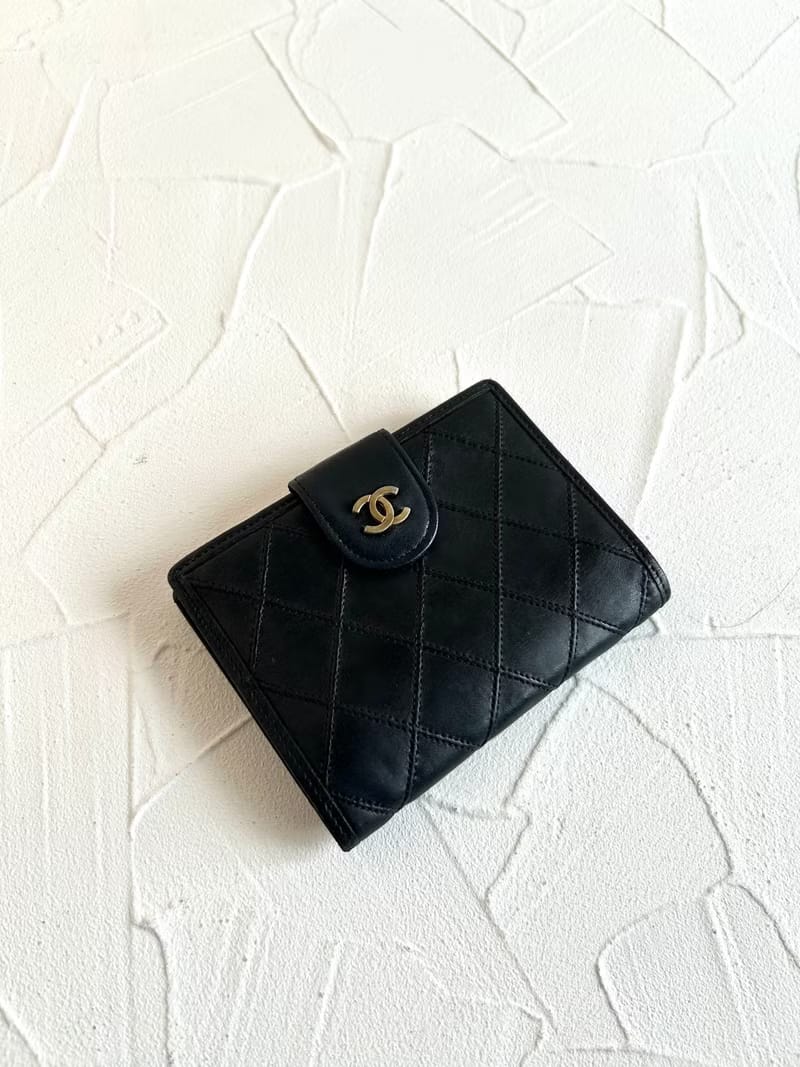 Chanel黑色小羊皮革中古口金包短夾/中夾/錢包/皮夾