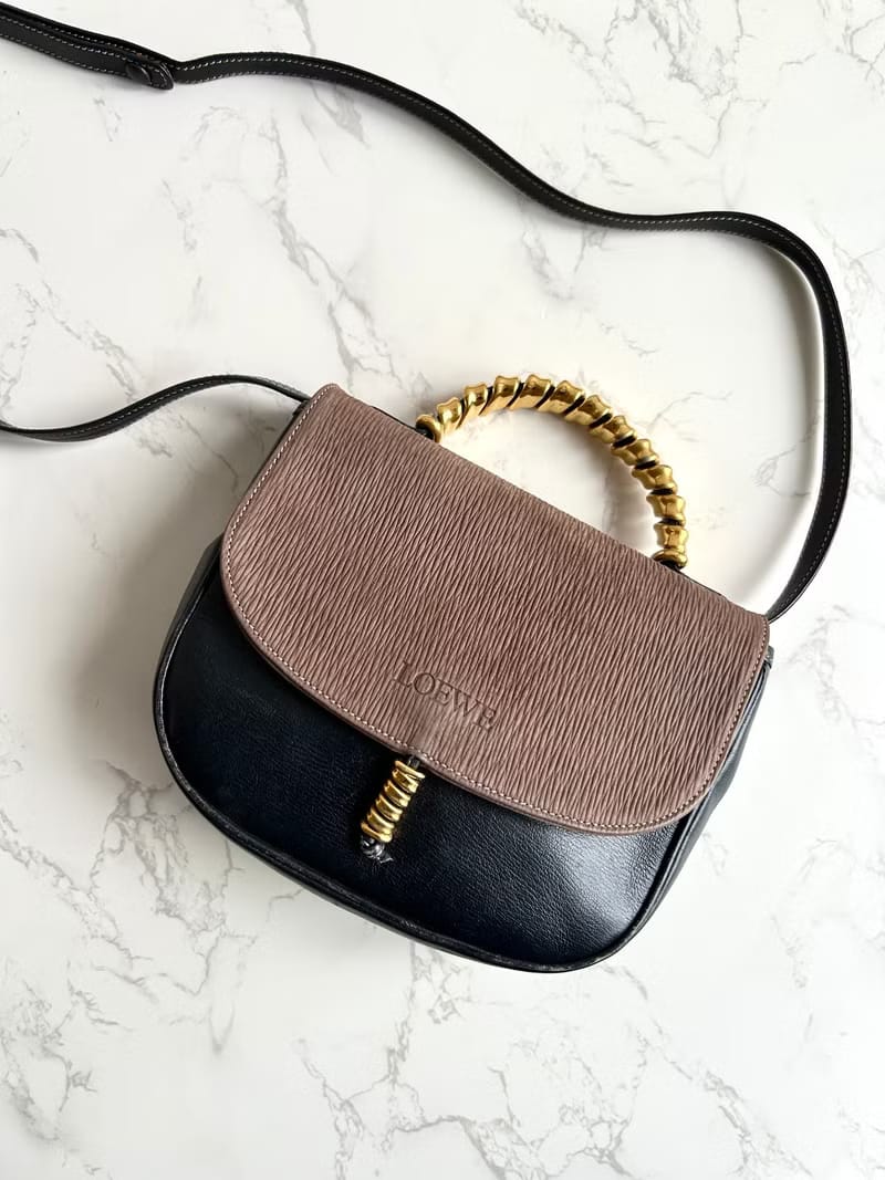 Loewe拼色蛇骨凱莉包/側背包/斜背包/單肩包