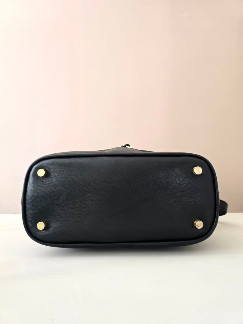 Loewe black vintage bucket bag/shoulder bag/crossbody bag