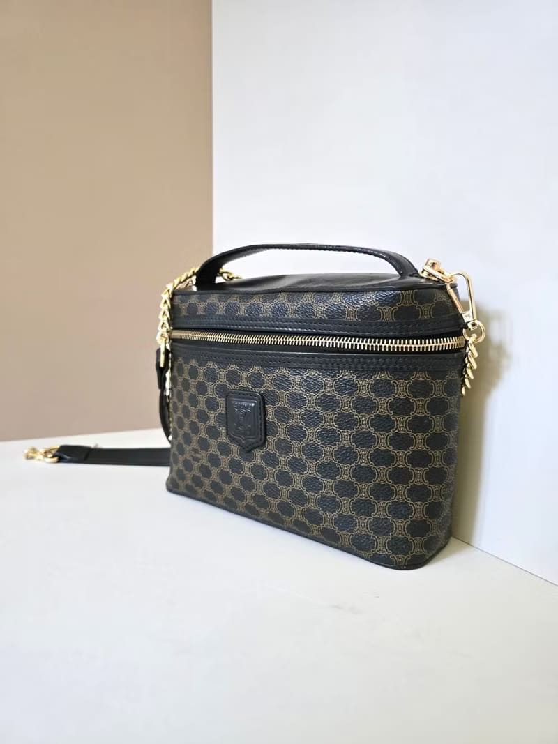 稀有款中古二手Celine黑色老花皮革化妝盒子包/側背包/斜揹包