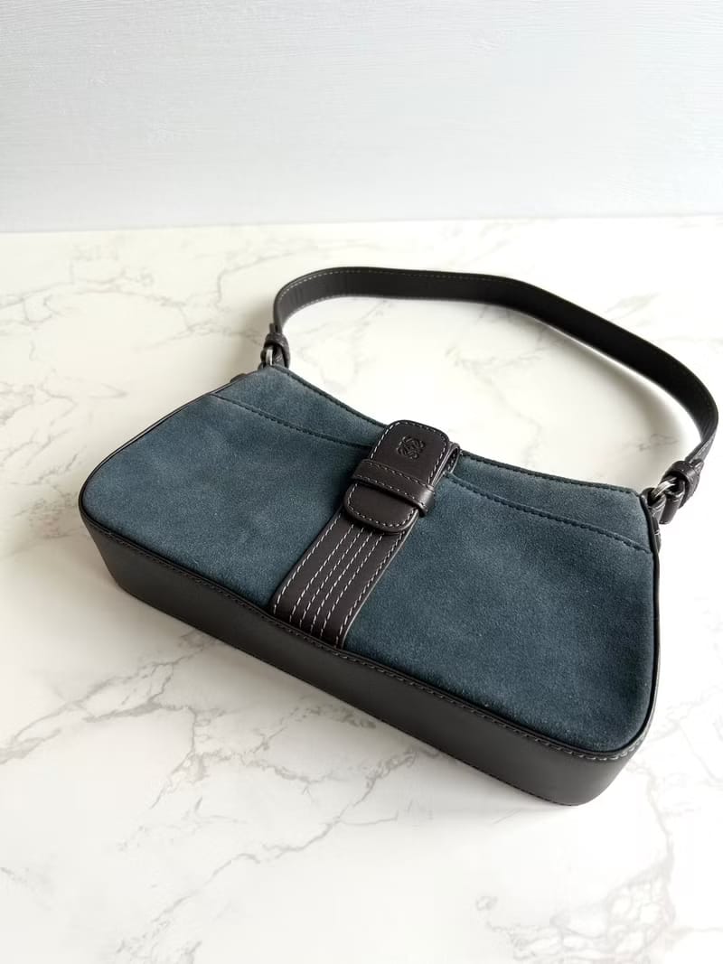 Loewe灰藍拼皮腋下包/側背包/單肩包