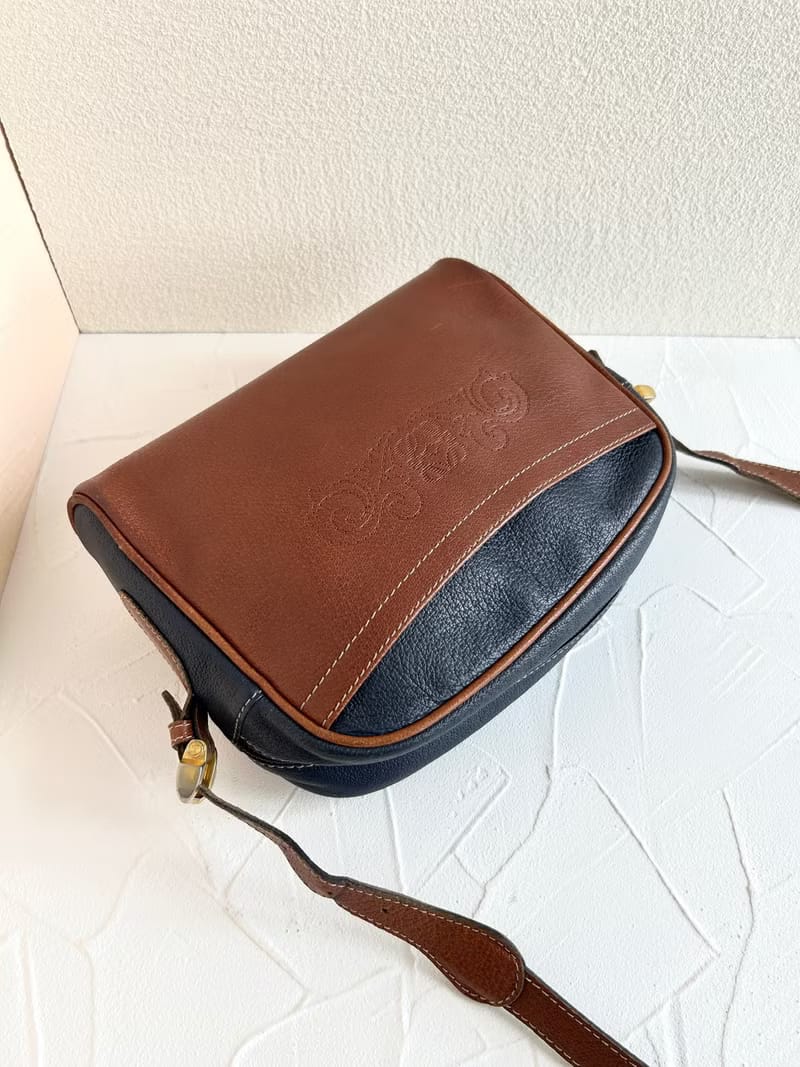 Loewe牛仔藍拼色古董相機包/側背包/斜背包