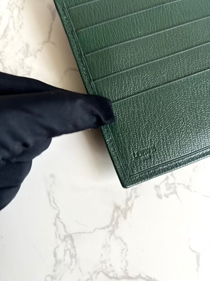 Loewe藍綠色金蛇骨中夾/短夾