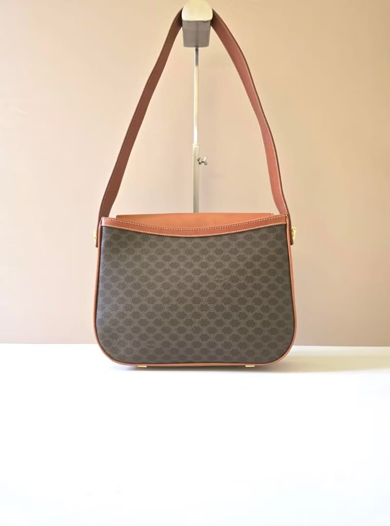 稀有中古二手Celine半月馬鞍咖啡色老花金扣皮革單肩包/側背包