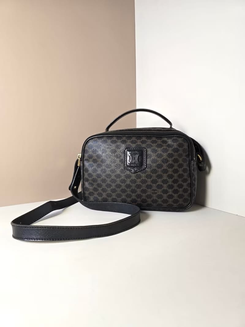 稀有中古二手Celine黑色老花皮革相機包/側背包/斜背包