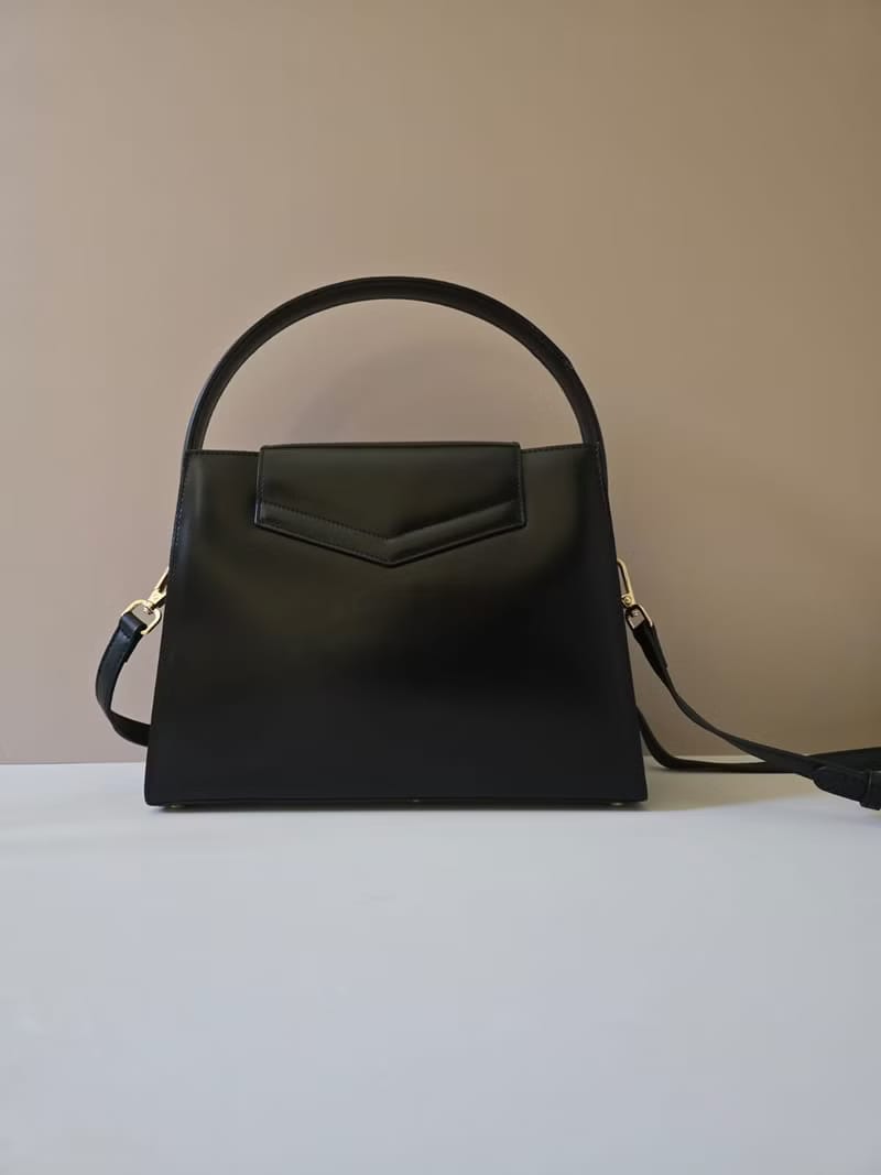 【LA LUNE】Rare second-hand Celine black flap Kelly leather messenger bag/side bag/handbag