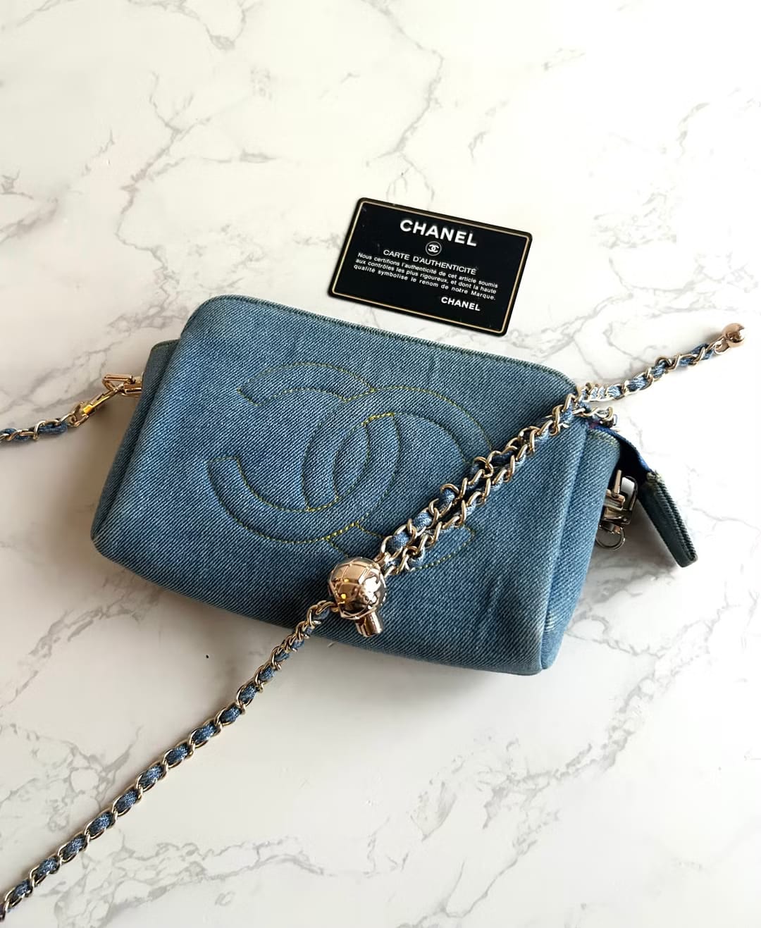 Chanel 稀有牛仔藍斜背包/單肩包/側背包