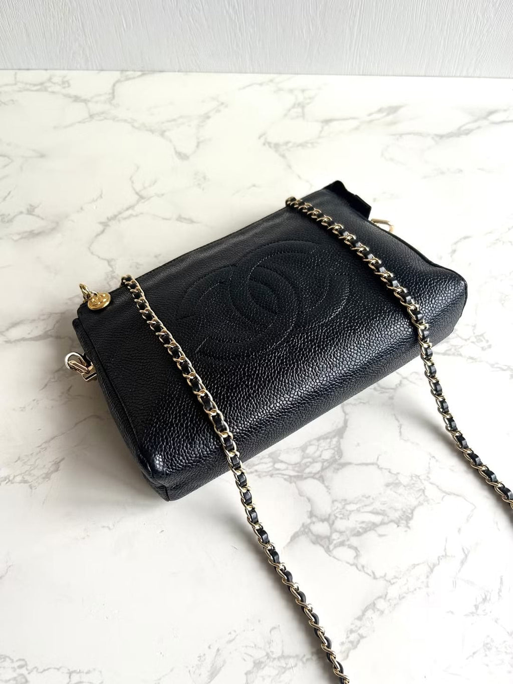 Chanel Black Caviar Leather Crossbody/Shoulder Bag