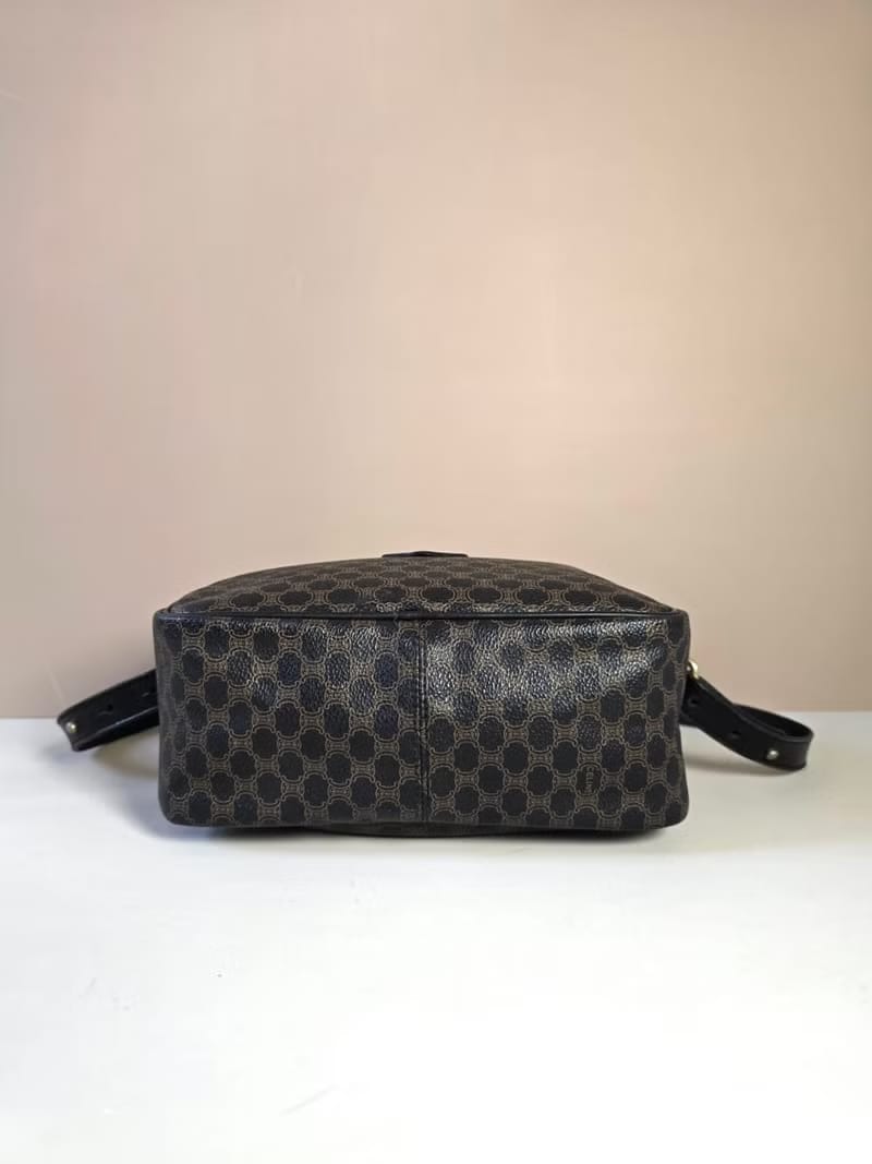 稀有中古二手Celine黑色老花皮革相機包/側背包/斜背包