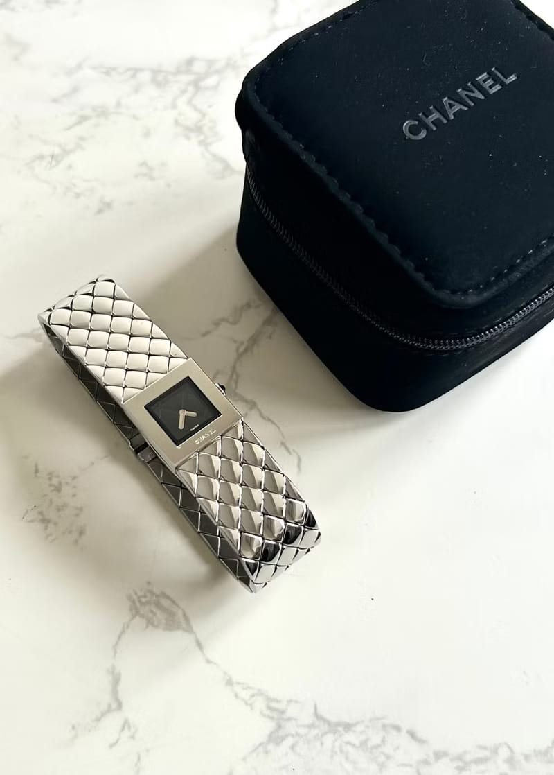 Chanel Metalaase 黑銀色中古石英錶/女裝腕錶