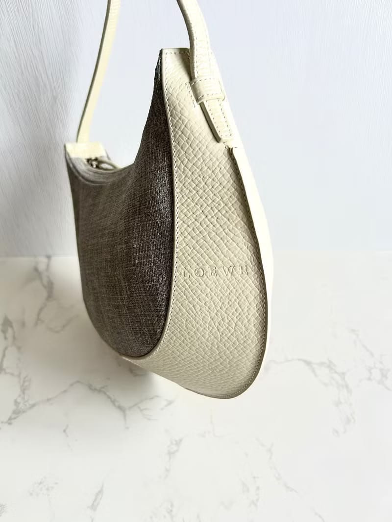 Loewe白灰拼皮半月流浪包/腋下包/側背包/單肩包