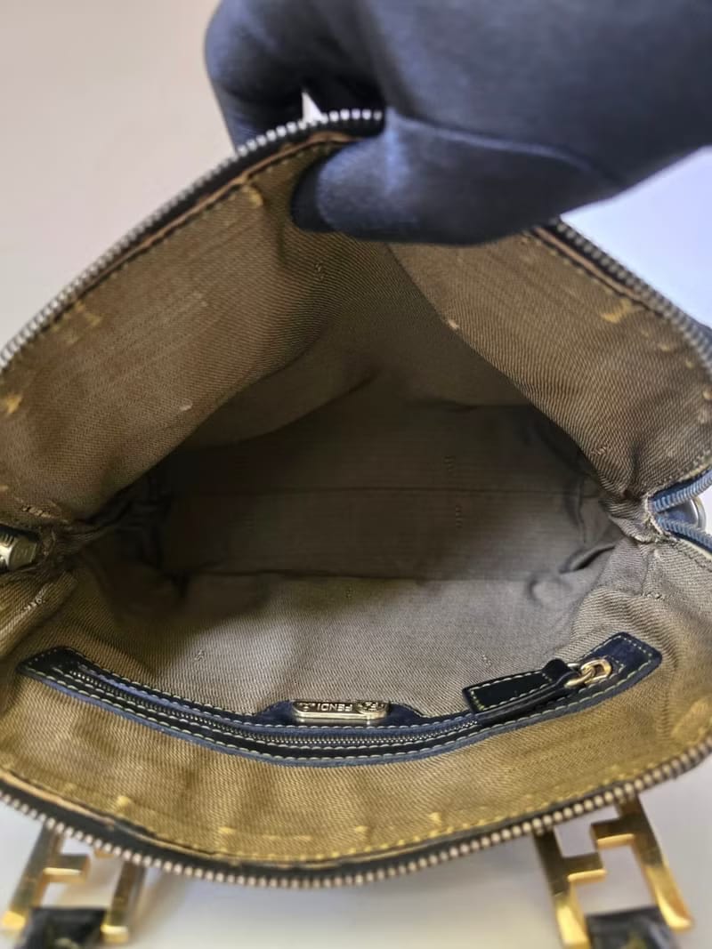 Fendi 小貝殼黑咖啡色老花單肩包/側背包/斜背包