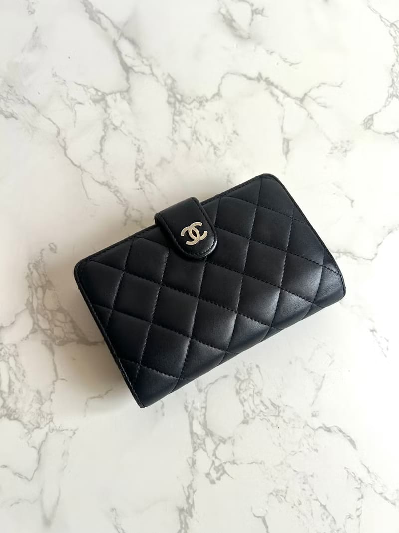 Chanel 黑色菱格小羊皮革中夾/錢包/卡片零錢包