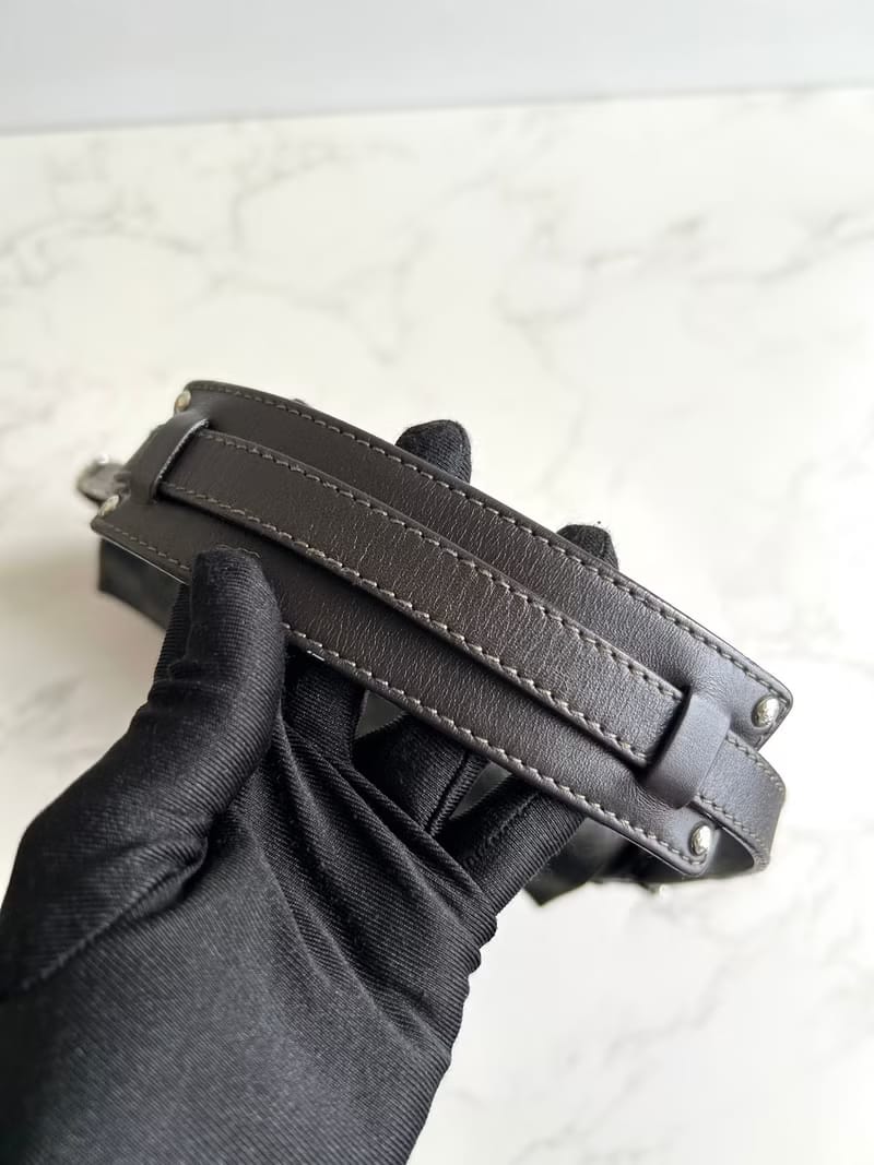 Loewe灰藍拼皮腋下包/側背包/單肩包