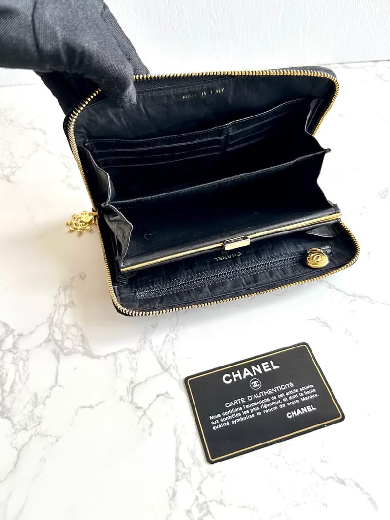 Chanel Black Caviar Long Wallet/Wallet/Phone Bag