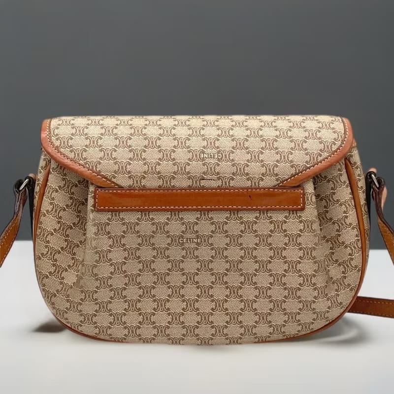 稀有中古二手Celine米啡色老花馬鞍側背包/斜背包