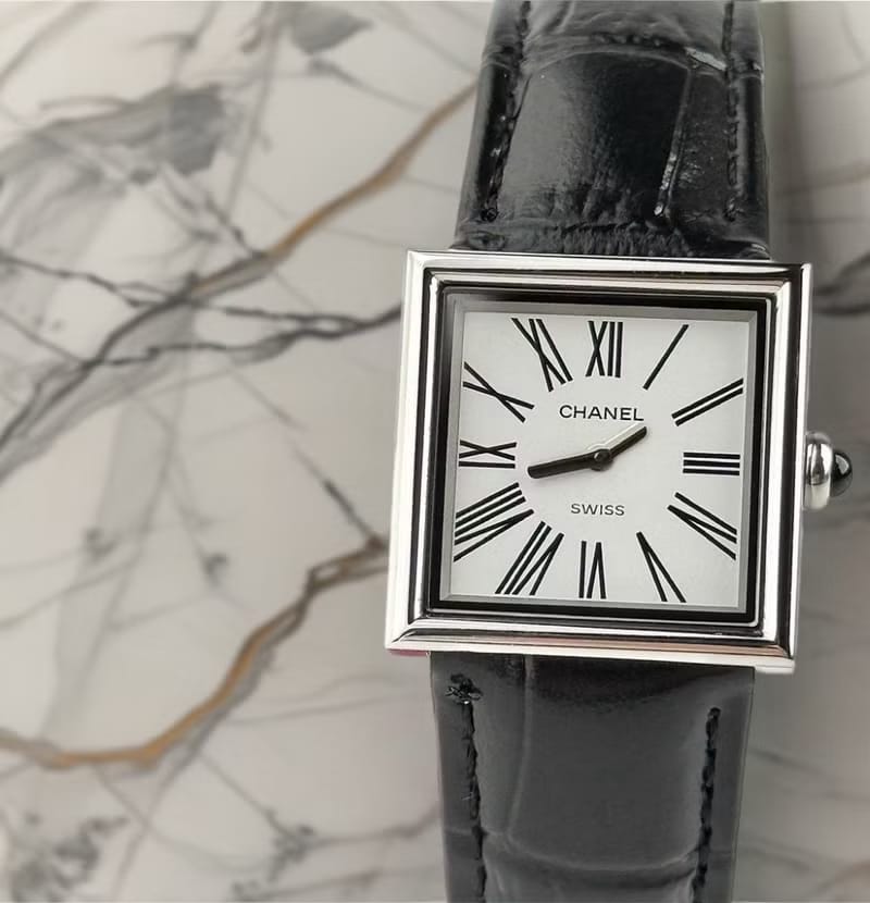 Chanel Mademoiselle黑色石英古董錶 皮革帶