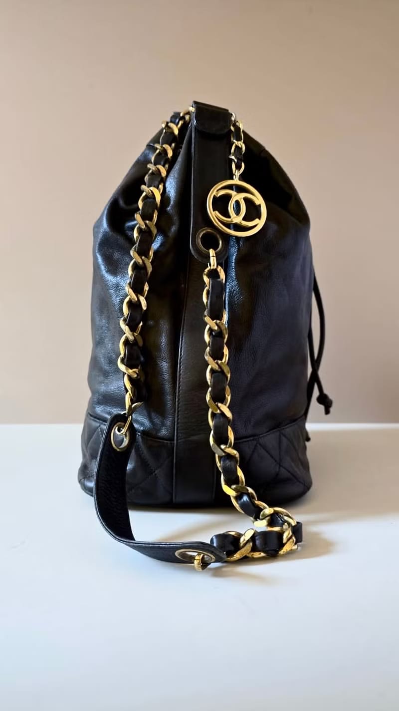 Chanel Vintage Black Full Leather Gold Chain Bucket Bag/Shoulder Bag/Crossbody Bag