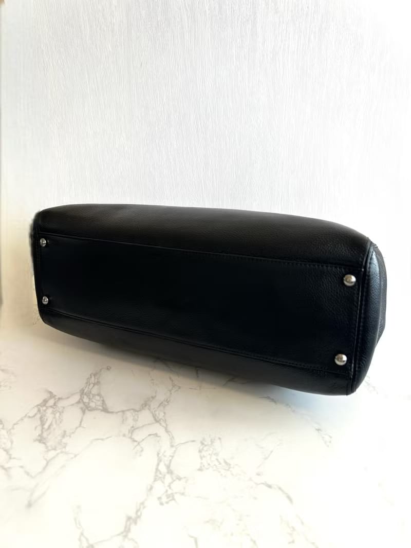 Chanel黑銀Executive Tote復刻托特包/單肩包/側背包