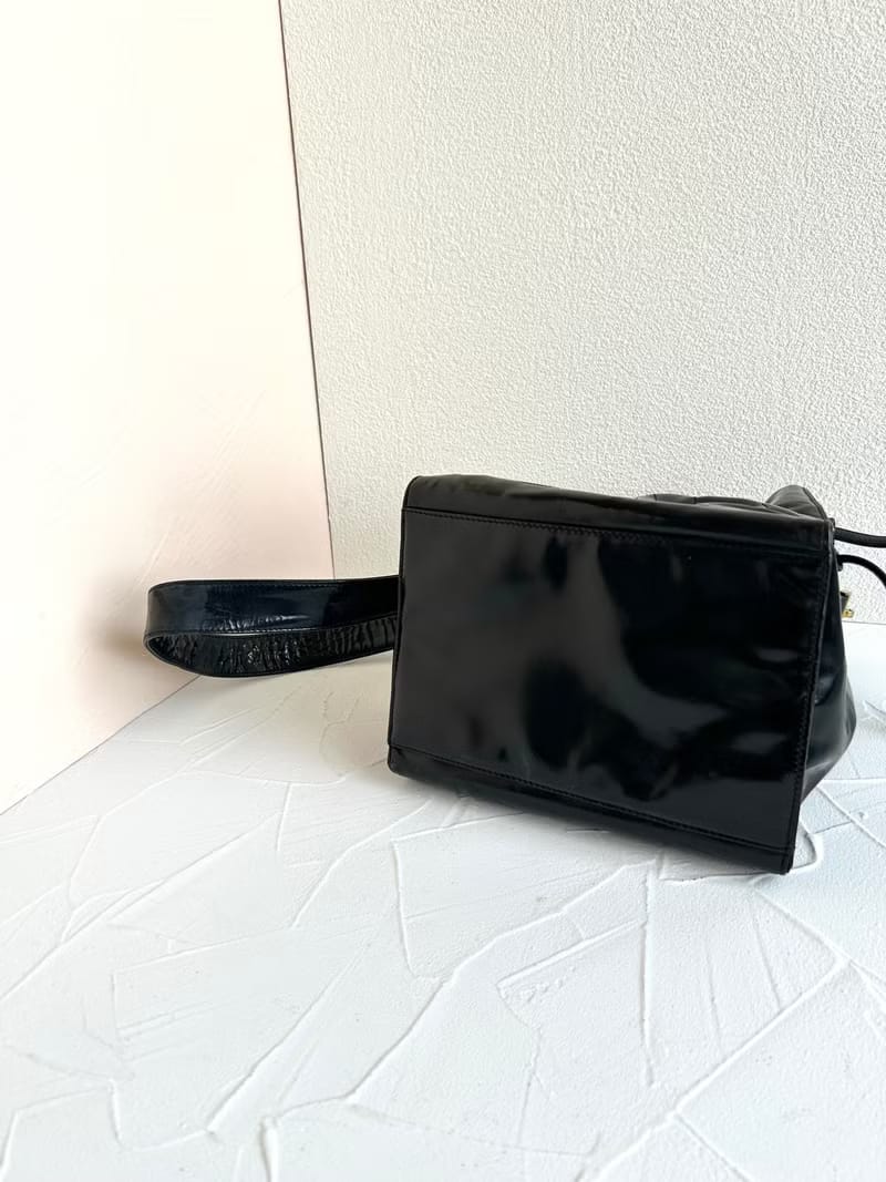 Pre-owned Chanel Black and Gold Patent Leather Chain Bucket Bag/Shoulder Bag/Crossbody Bag