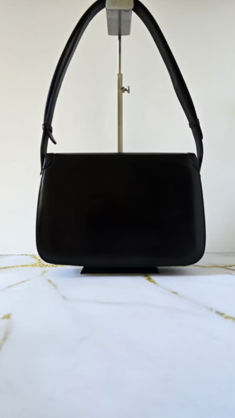 Gucci 雙麻花旋轉扣黑金翻蓋包/斜背包/側背包/單肩包