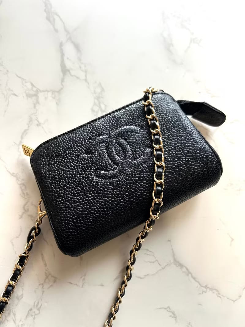 Chanel Black Caviar Leather Crossbody/Shoulder Bag