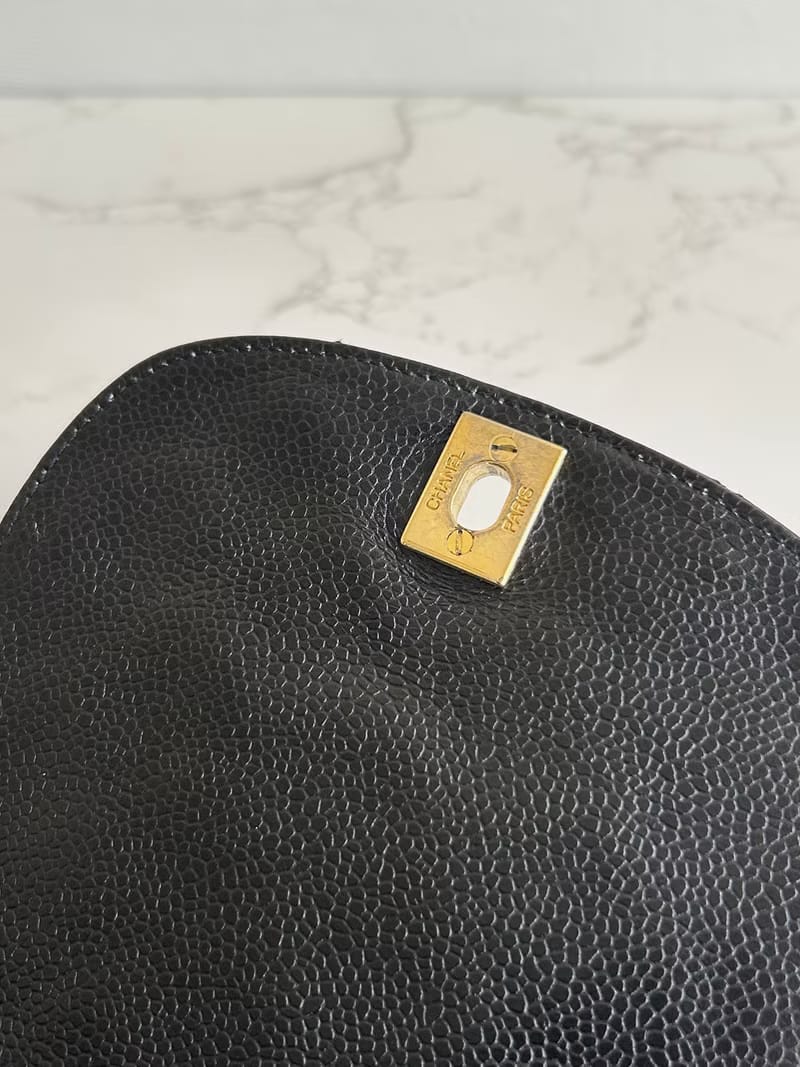 Chanel Black Caviar Leather Swivel CC Lock Saddle Bag/Crossbody Bag/Shoulder Bag/Side Bag