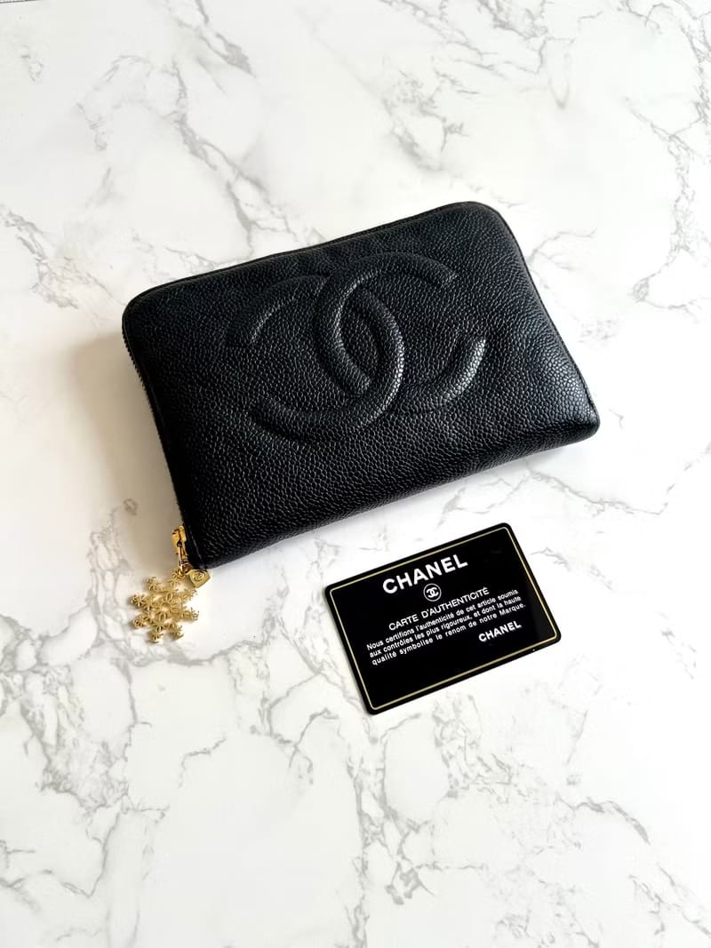 Chanel Black Caviar Long Wallet/Wallet/Phone Bag