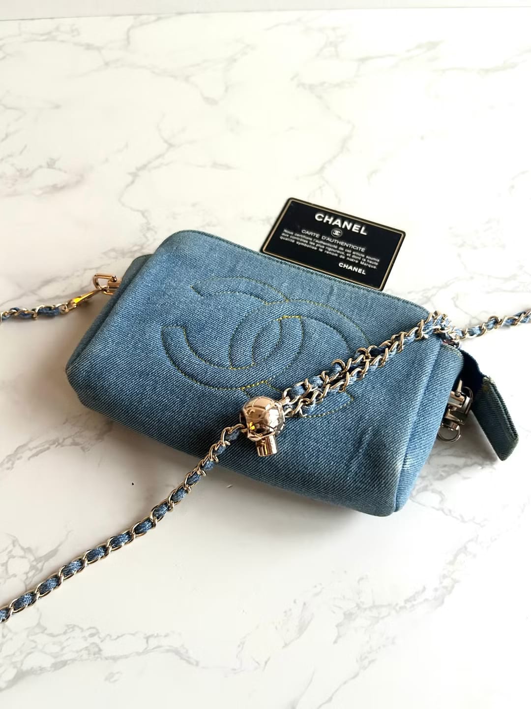 Chanel 稀有牛仔藍斜背包/單肩包/側背包