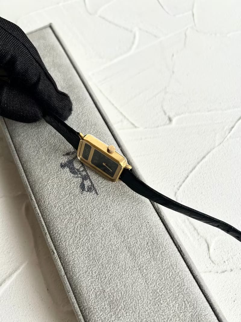 Hermes Tank 絕版黑金色女裝古董手錶