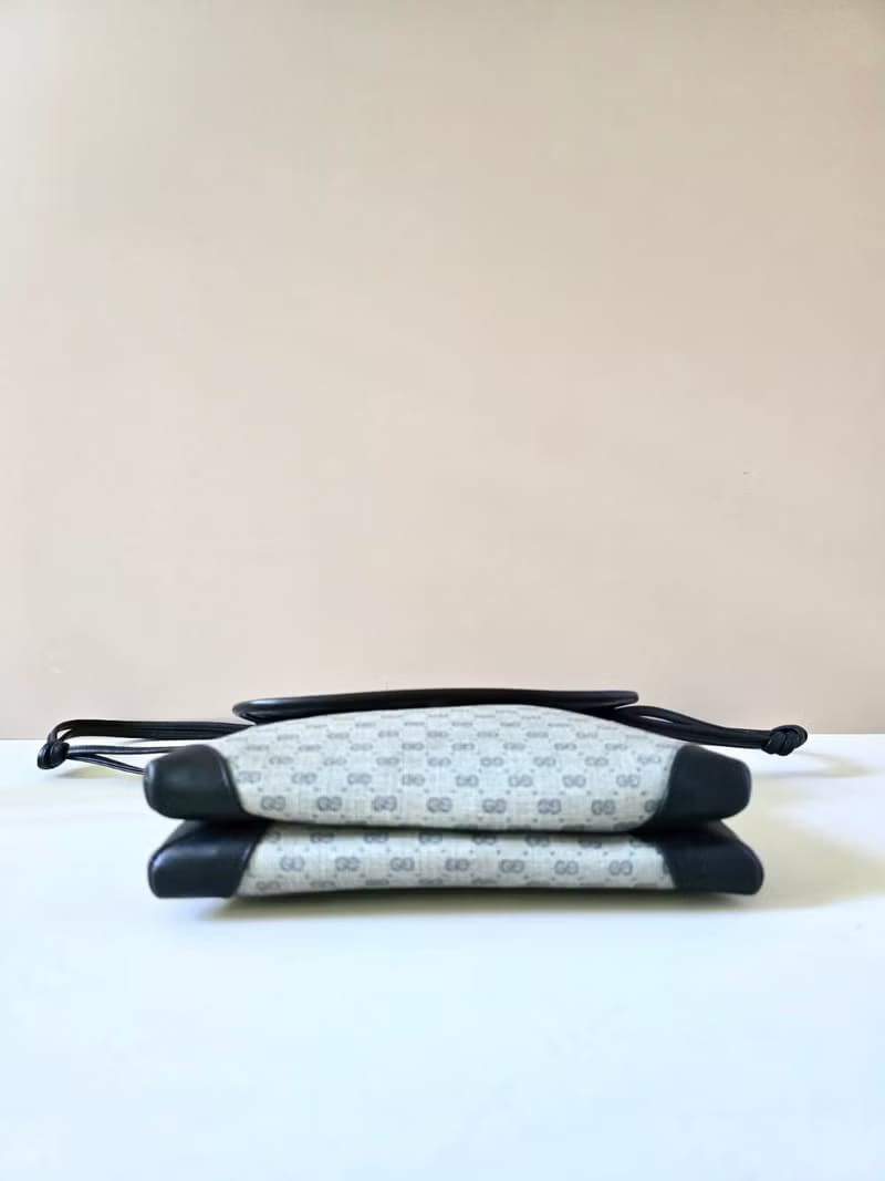 Gucci blue and black old flower side backpack/oblique backpack/shoulder bag