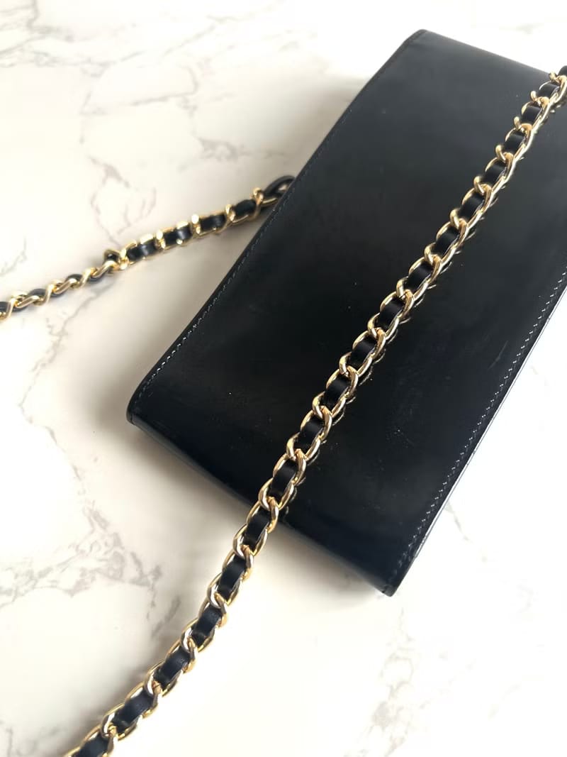 稀有中古二手Chanel黑色漆皮斜背包/單肩包/側背包