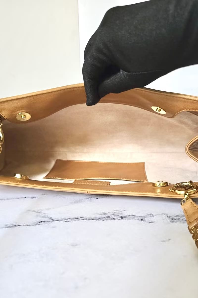 Loewe焦茶色腋下包/側背包/單肩包