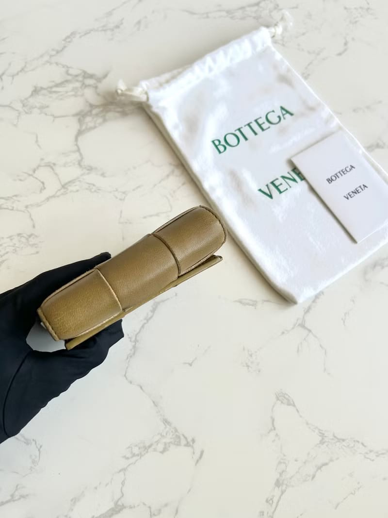 Bottega Veneta BV Cassette 短夾/皮夾/錢包/中夾