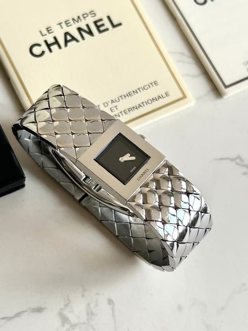 FULL SET✨Chanel Matelassé Black and Silver Vintage Watch/Quartz Watch/Women's Watch