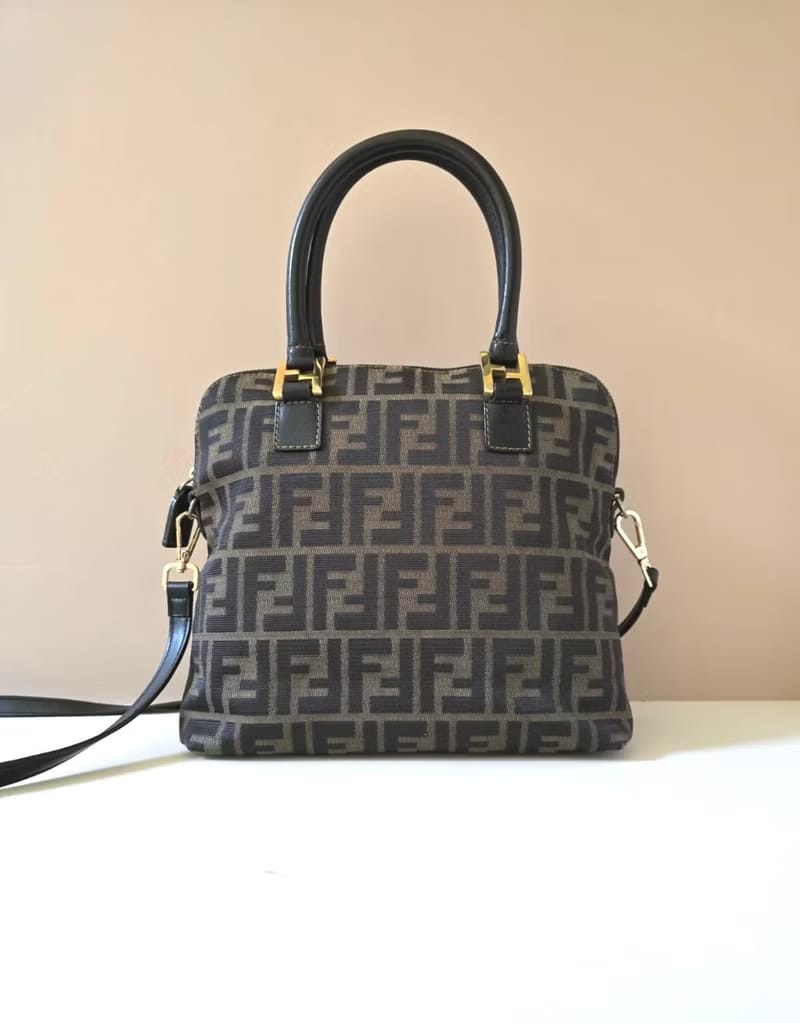 Fendi 小貝殼Alma黑咖啡色老花包/側背包/斜背包