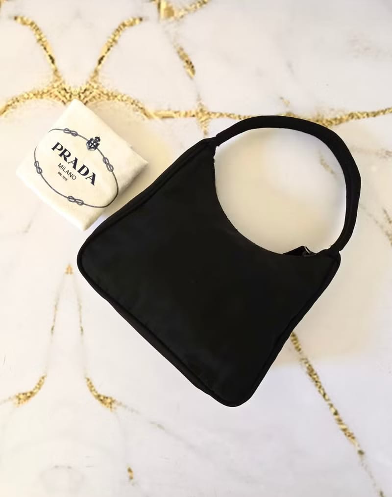 Prada黑色Hobo流浪腋下包/單肩包/側背包