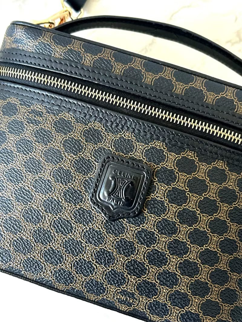 Rare Vintage Pre-owned Celine Black Macadam Box Shoulder Bag Crossbody Bag Leather Bag Single Shoulder Bag