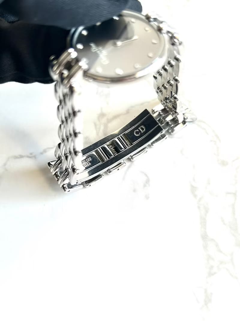 Dior灰銀色水鑽圓盤手錶/古董錶